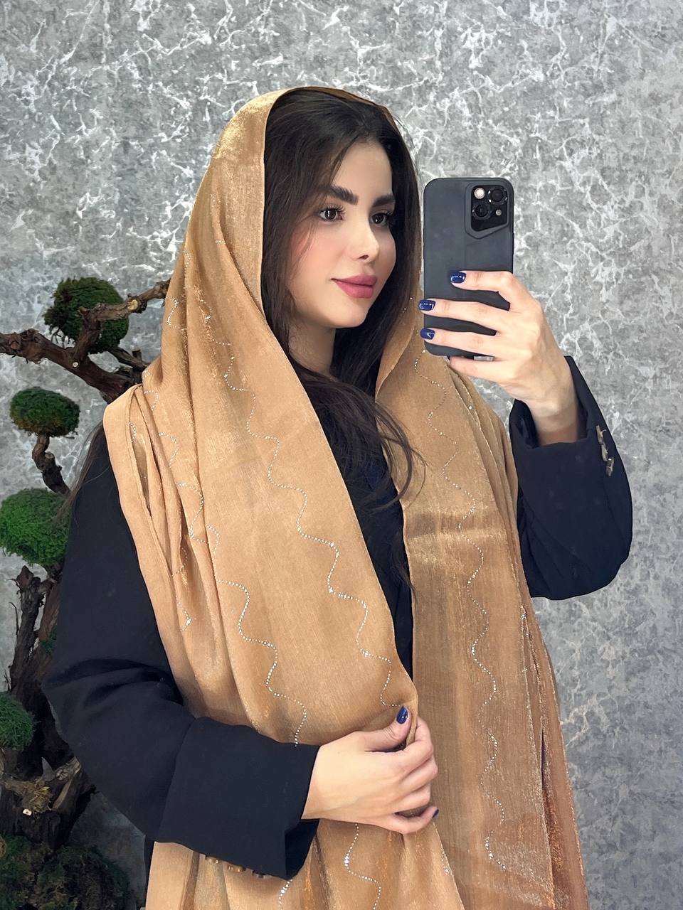خرید انلاین شال زیبا و سبک و نگین دار زنانه
